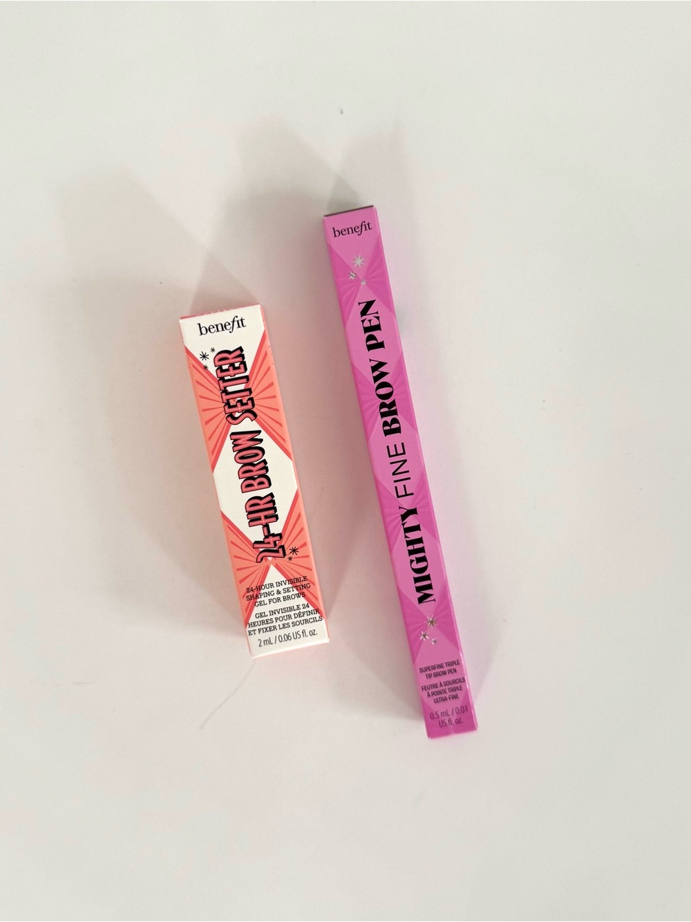 Benefit Mighty Fine Brow Pen & 24-HR Brow Setter Bundle - Picture 1 of 3